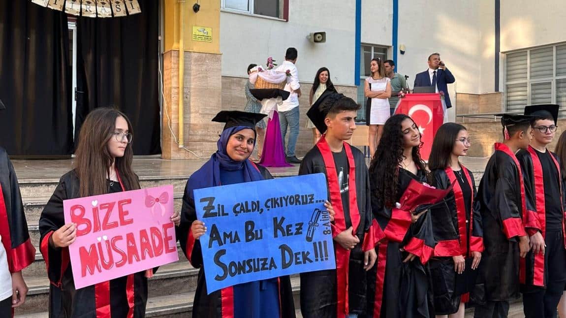 GÜLE GÜLE ÇOCUKLAR!...
